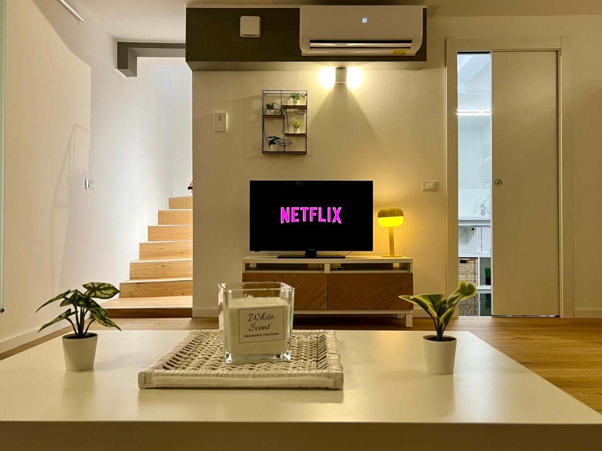 Central Luxe Haven Apartment Milano Ngoại thất bức ảnh
