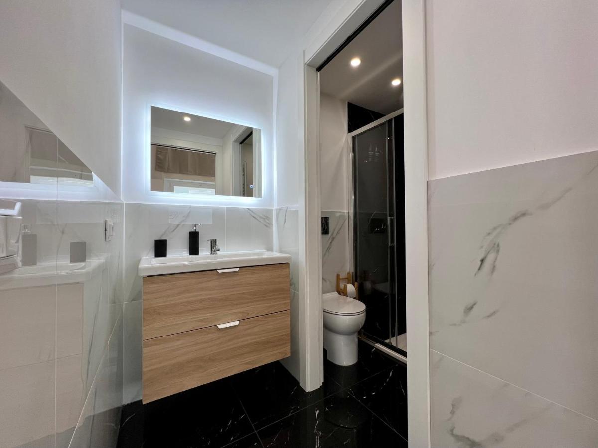 Central Luxe Haven Apartment Milano Ngoại thất bức ảnh