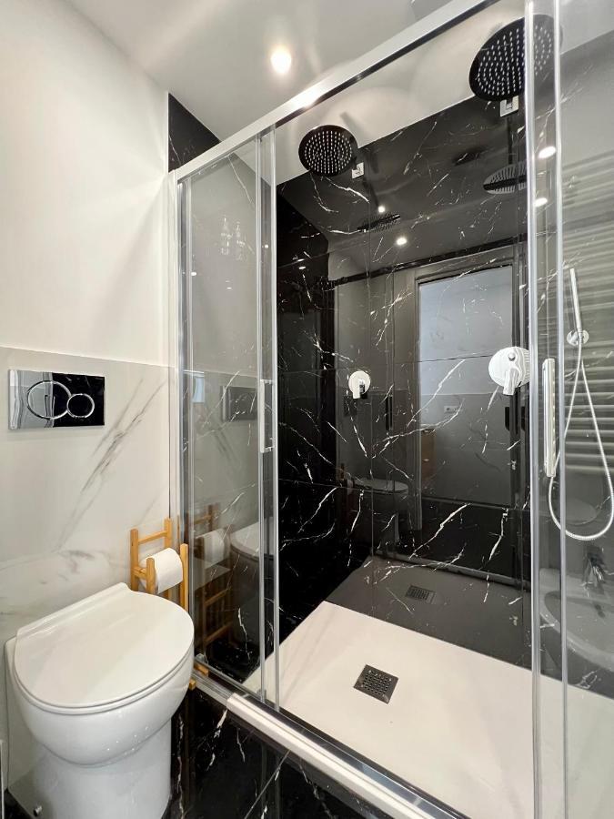 Central Luxe Haven Apartment Milano Ngoại thất bức ảnh