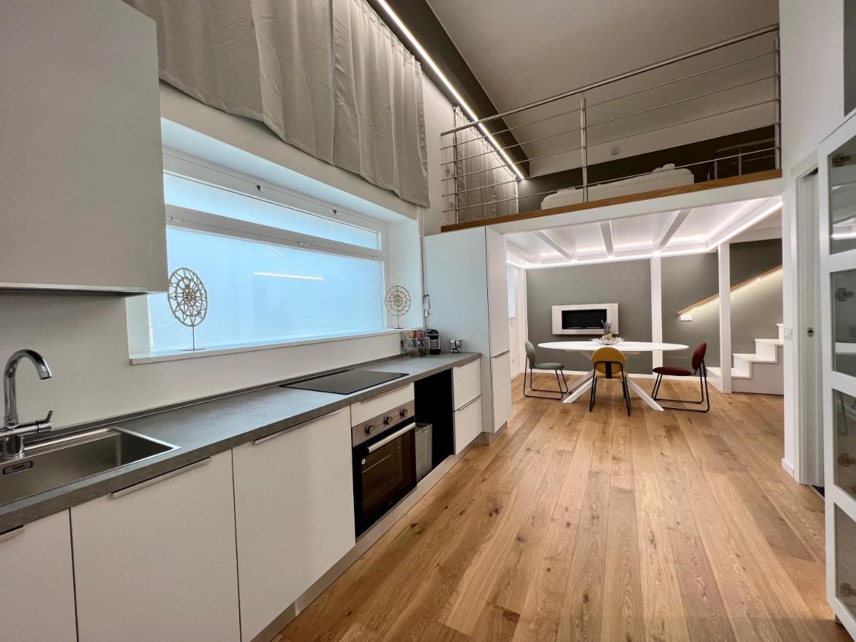 Central Luxe Haven Apartment Milano Ngoại thất bức ảnh