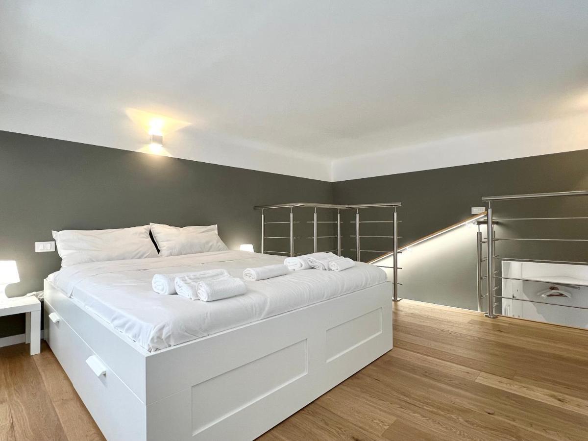 Central Luxe Haven Apartment Milano Ngoại thất bức ảnh